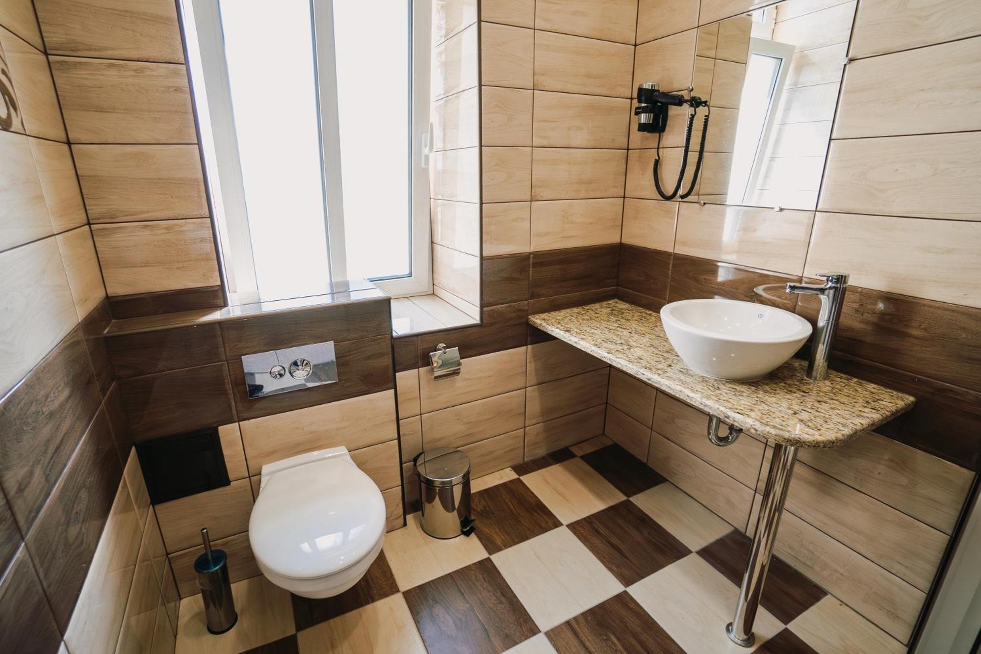 Хотел Театъръ Hotel Pleven Buitenkant foto